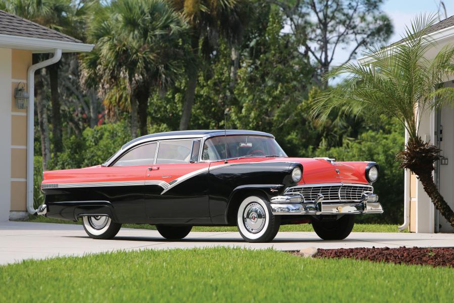  Ford Fairlane Victoria Hardtop Coupe 1956 года  (фото 49 из 49)